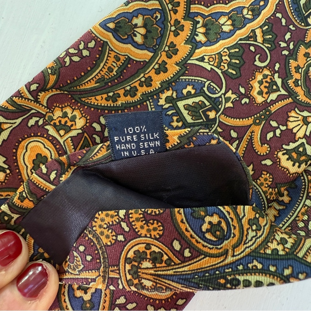 Genuine Burberrys of London silk tie - vintage - Paisley Patterned Tie - Picture 6 of 6